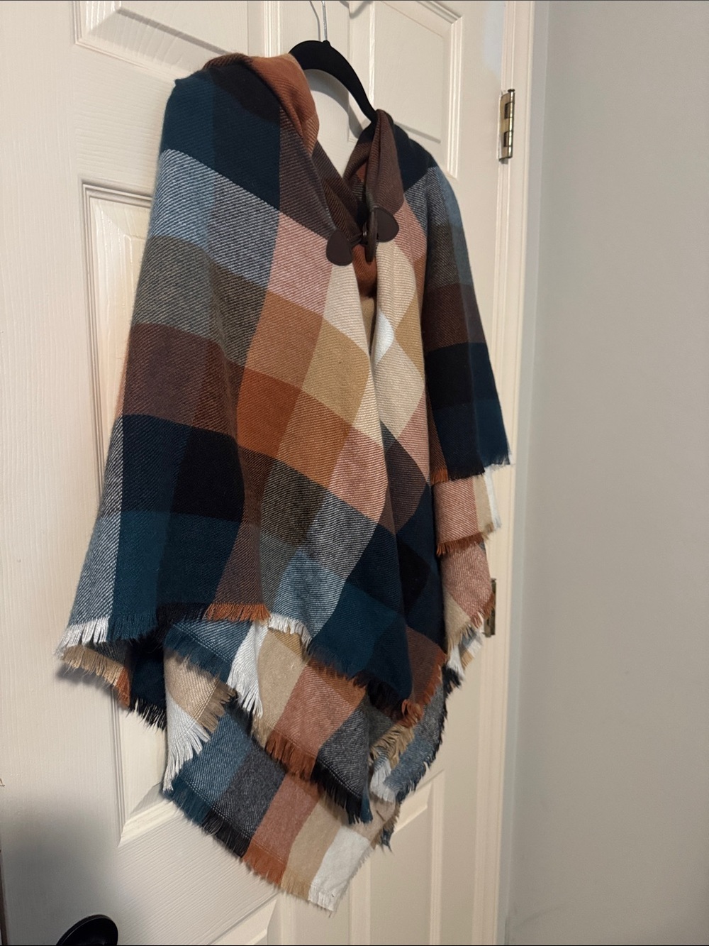 Plaid poncho perfect condition one size